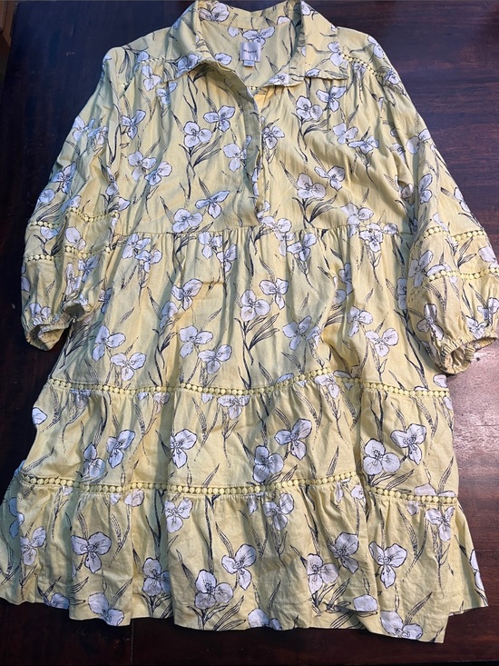 Maeve Dresses & Skirts - Maeve Yellow Floral Button-Front Dress